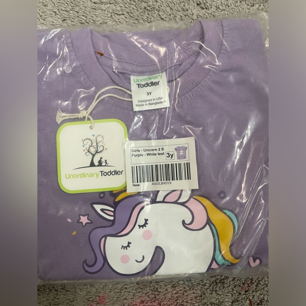 NWT 2 Unicorn shirt (2nd birthday)